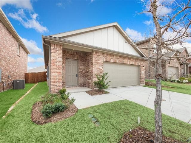 Building Photo - 617 Delaware Ave