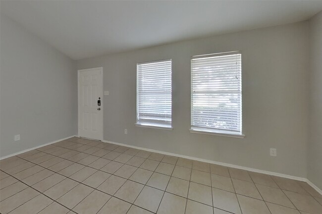Photo - 1403 Glens Ferry Ln