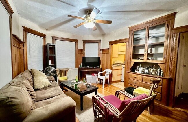 Photo - 59 Quincy St Unit 1