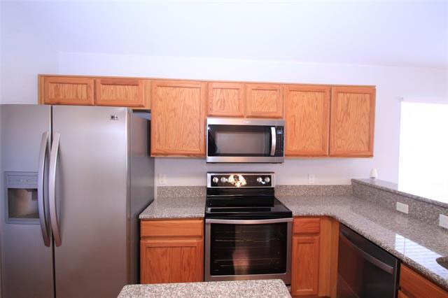 Photo - 824 Dixon Ln