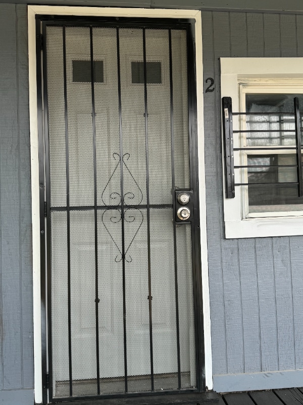 Photo - 3860 E 72nd St Unit 2