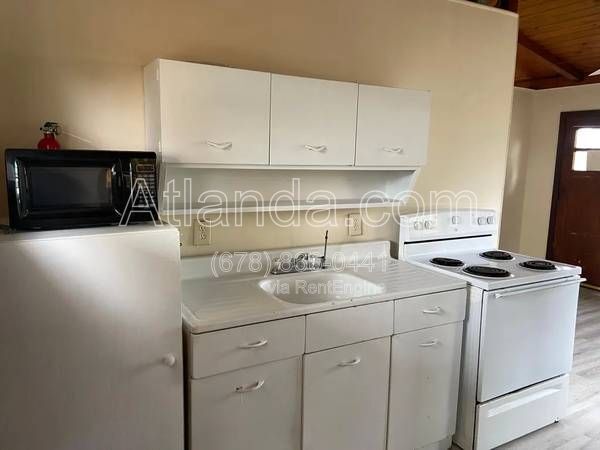 Photo - 310 Malaga Pl