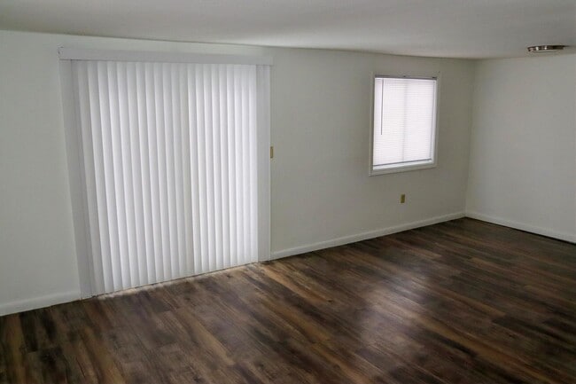 Photo - Nashua Investors