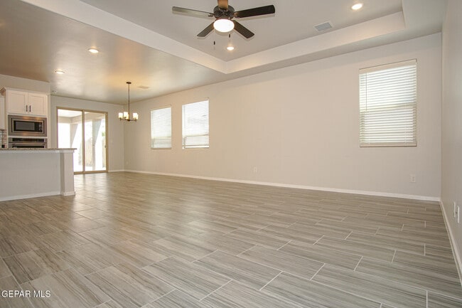 Photo - 12993 Tryne Way