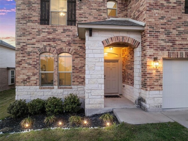 6113 Lavaca Dr