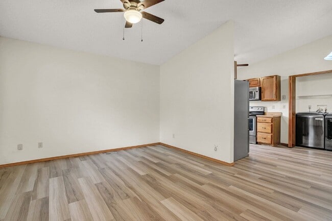 Photo - 6376 Chantilly Pl