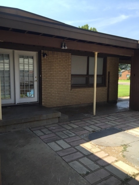 Photo - 3 bedrooms 2 bathrooms 1 car carport