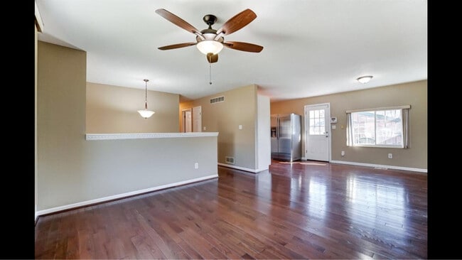 Photo - 10562 Toulon Dr