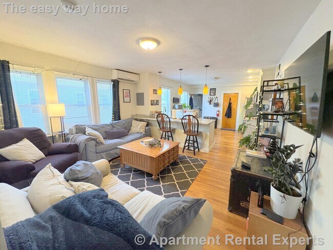 Photo - 167 Harvard St Unidad #2