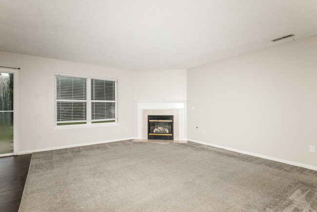 Photo - 9010 Eiderdown Way