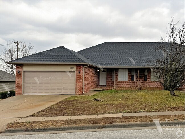 Building Photo - 3-Bedroom, 2-Bathroom Rental Duplex in Ozark