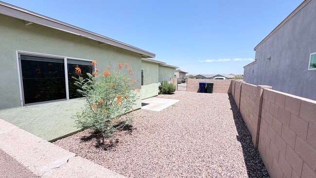Photo - 3026 N Dasylirion Dr