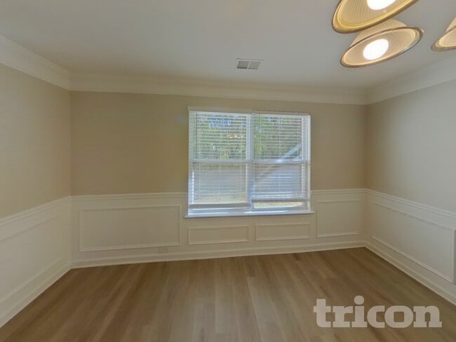 Photo - 11051 Southwood Dr