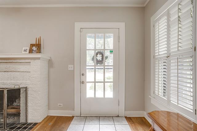 Photo - 2328 W Rosedale St S