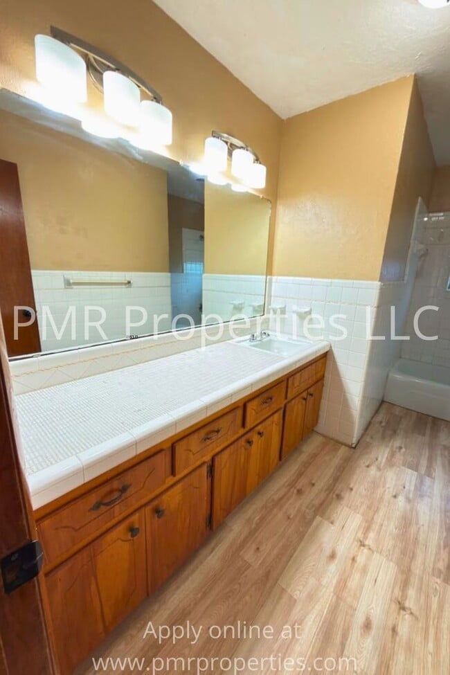 Photo - 509 NW 61st St