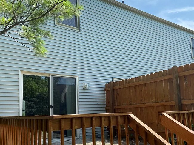 Photo - 5629 Longbow Ln