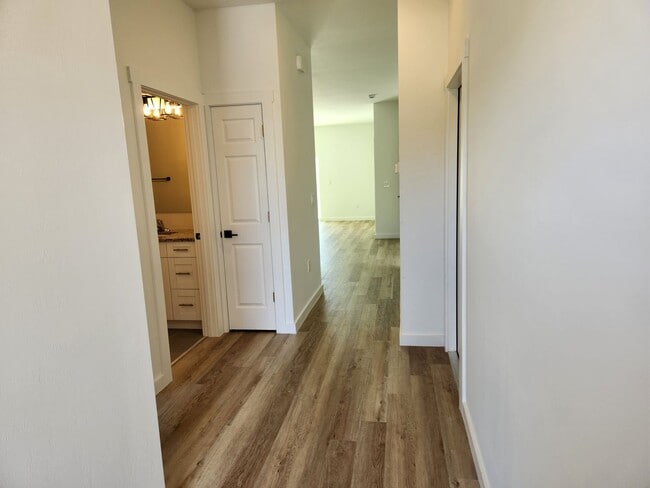 Photo - 1519-1519 Haviland Ave S Unit 1517 Haviland Ave S