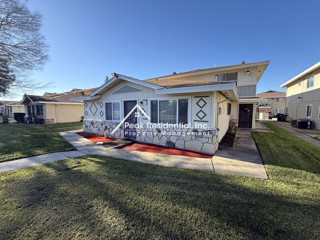 Photo - Nice 2bd/1b Apartment!