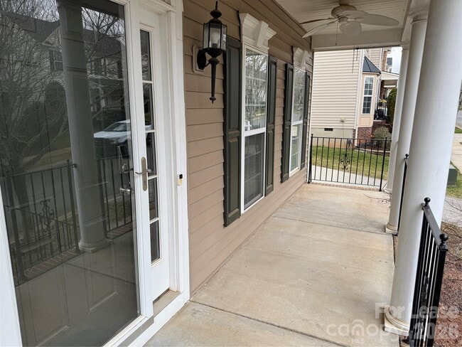 Photo - 15622 Troubadour Ln