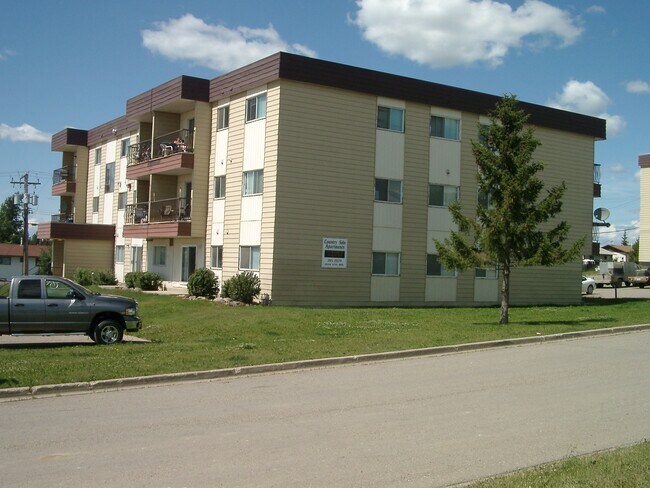 Photo - 8604-8687 87 Ave