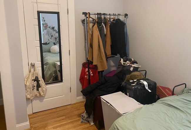 Photo - 41 Washburn St Unidad #1