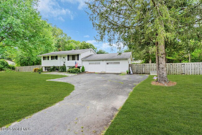 Photo - 624 Fort Plains Rd
