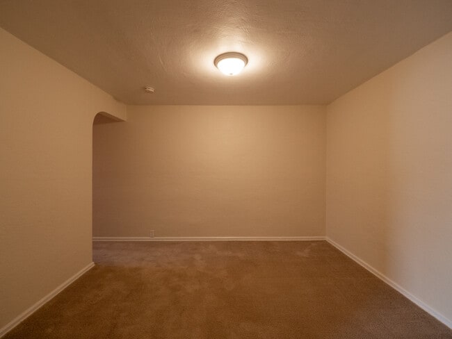 Photo - Brentwood Manor