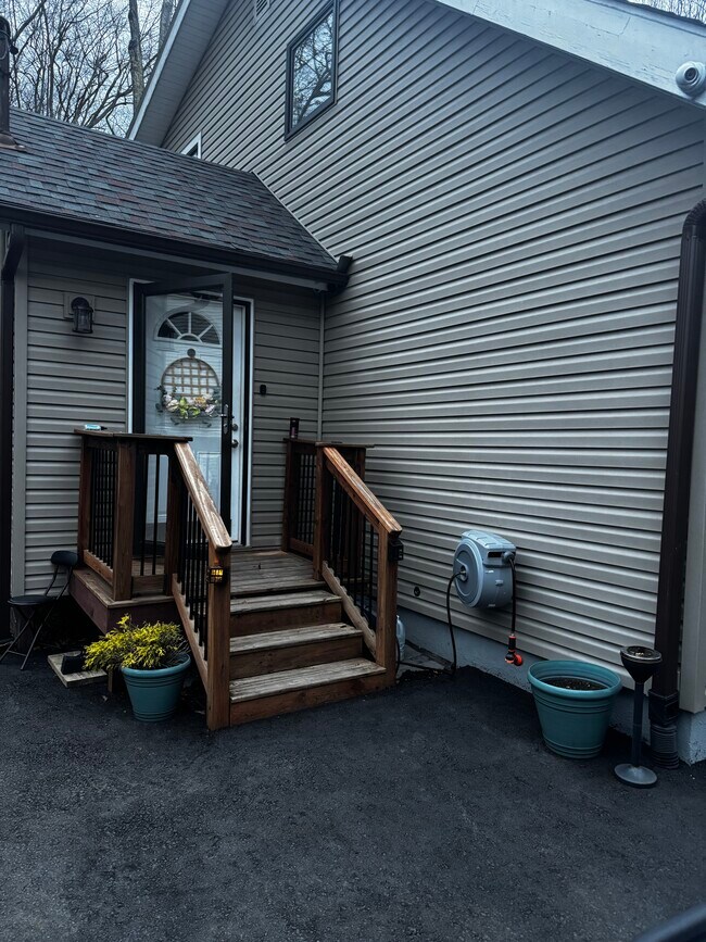 Photo - 159 Tommy's Ln