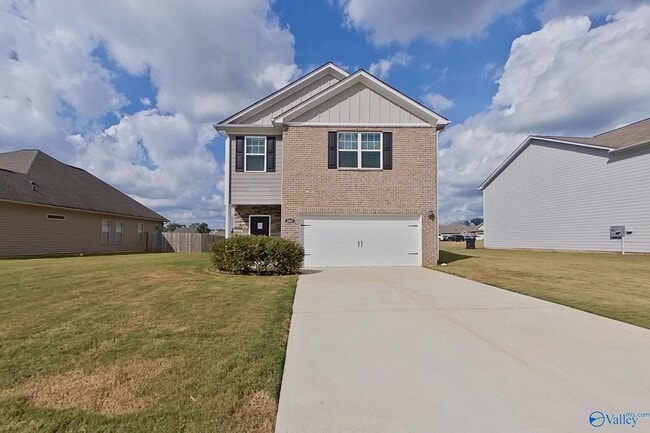 Building Photo - 1067 Pilgrim Ln