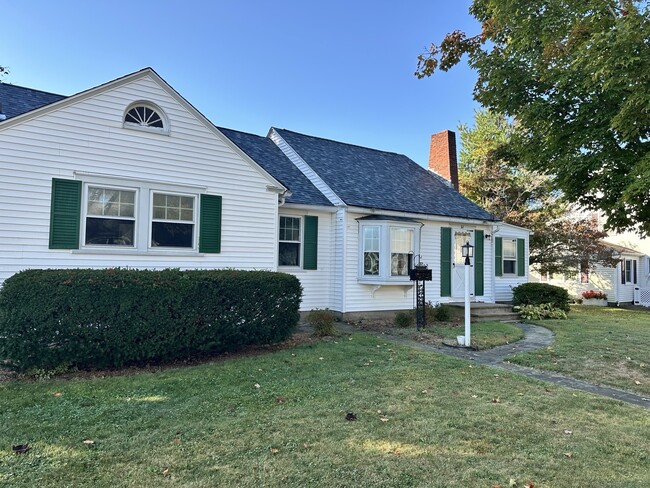 Photo - 32 Maplewood St