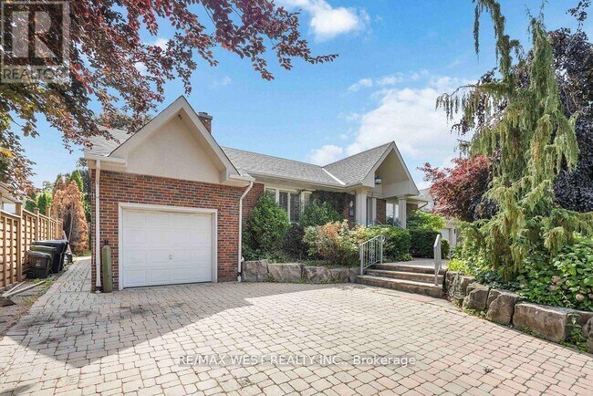 Photo - 11 Duval Dr