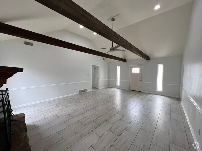 Building Photo - 7328 Grove Park Rd Rental