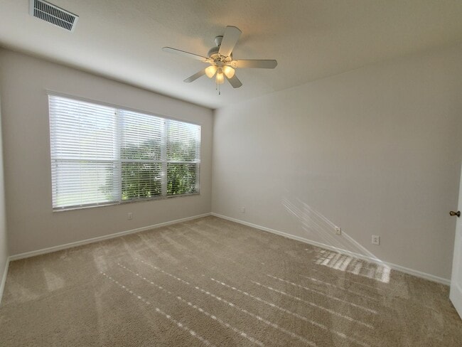 Photo - 4 Bedroom 2 Bath home in Hunter's Green/New Tampa