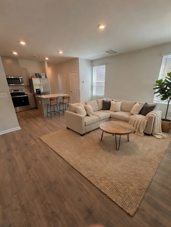 Photo - 1406 Walker Wy