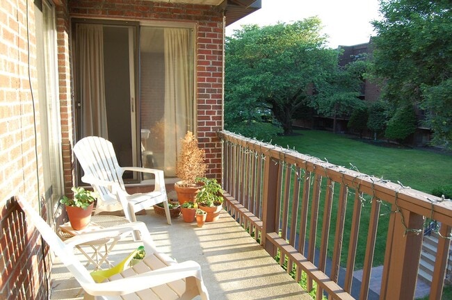 Photo - 140 Kenrick St Unidad Apt 23