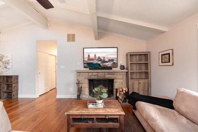 Photo - 4200 Dublin Rd