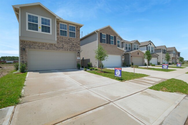 Photo - 703 Majestic Eagle Ct