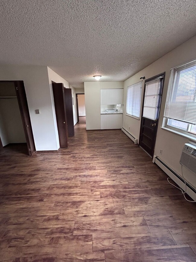 Photo - Dartmouth129 (KC-AM)