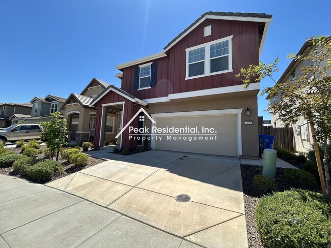 Photo - Beautiful Newer Folsom 4bd/2.5ba in Gated Community!