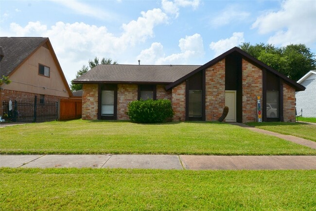 Photo - 10127 Sagegate Dr