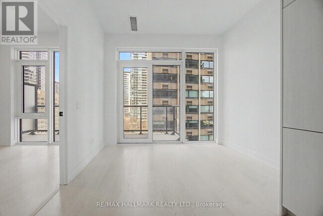 Photo - 308 Jarvis St Unit 1008