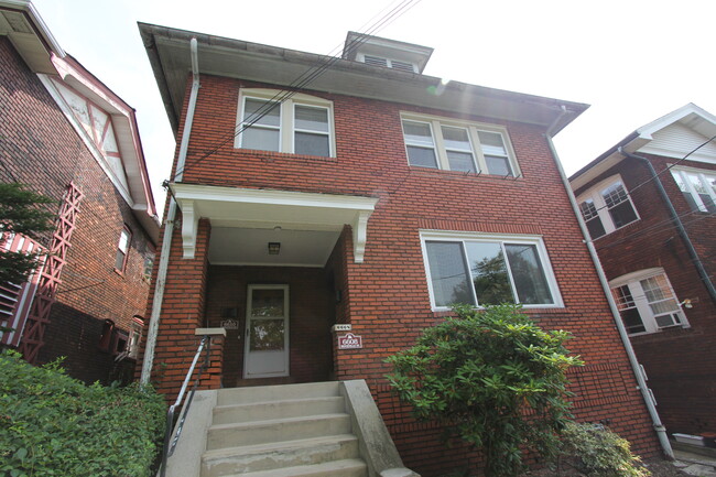 Photo - 6610 Ridgeville St Townhome