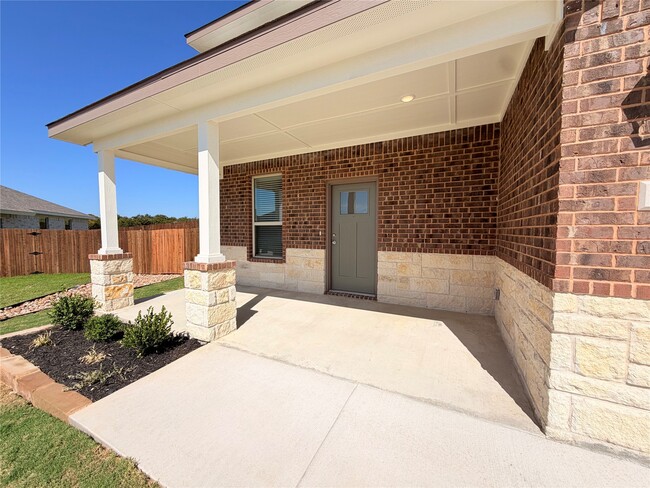 512 Adley Ave