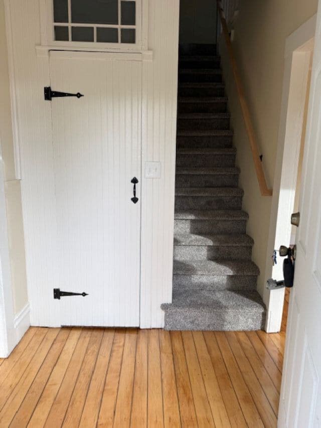 Photo - 301 N State St