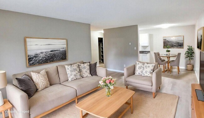 14831-14104 104 Ave Unit 210