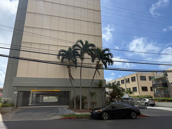 Hale Luana 1 bedroom 1 bath with 1 assigne... - Hale Luana 1 bedroom 1 bath with 1 assigne... Condo Unit 1004