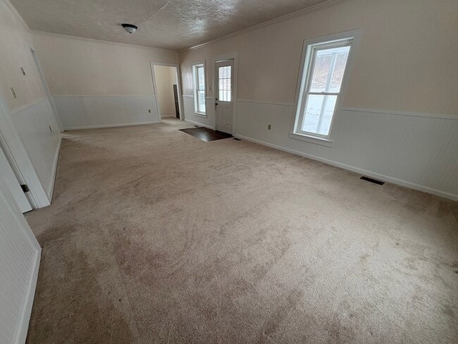 Photo - 237 Tiadaghton Hill Rd