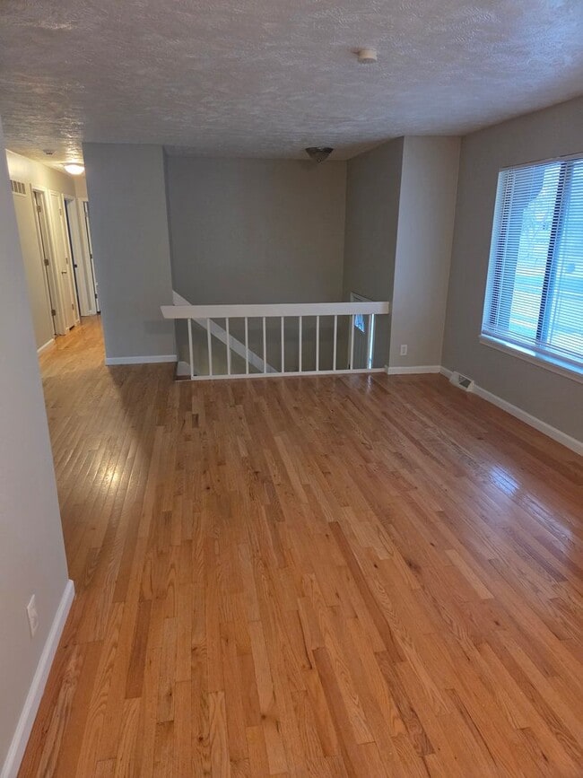 Photo - Millard 4 bed 2.5 bath, 2 car garage, fenc...