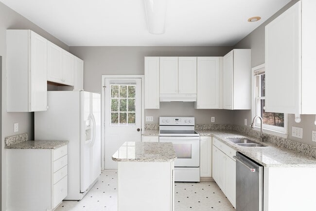 Photo - Available 6/9! Fabulous Home in Fantastic Location