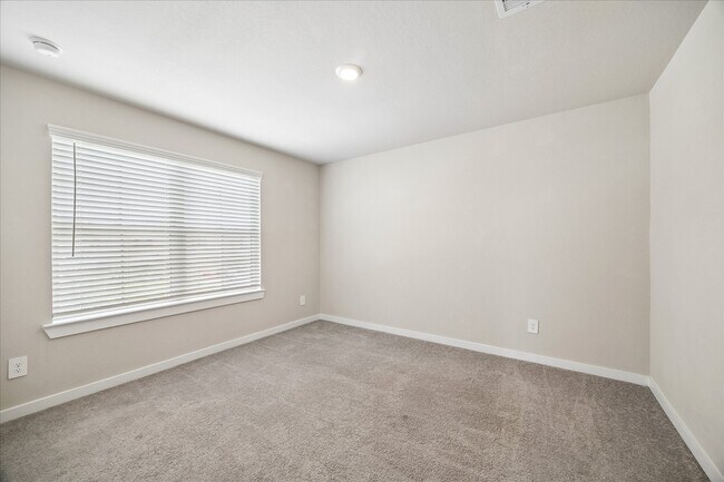 Photo - 21759 Thicket Point Ln